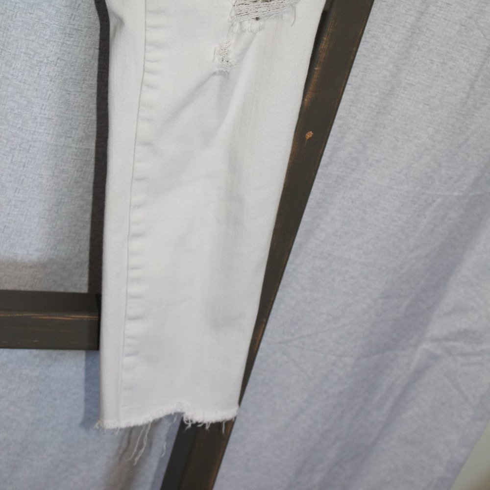 White, distressed, stretchy jeans - Picture 2 of 4